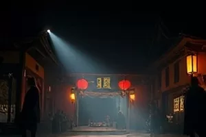 夜行列车封面画面，车窗外的流动灯光与座位扶手
